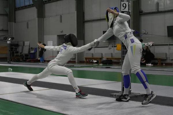 From Footwork to Fortitude: Elevating Your Fencing Journey